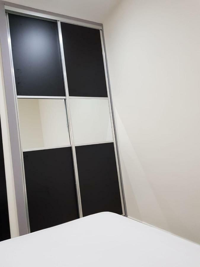 Saramica Seaside Apartment フニデク エクステリア 写真