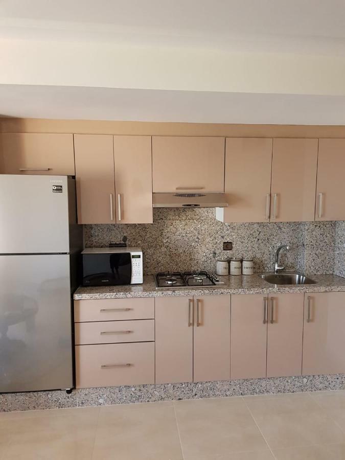 Saramica Seaside Apartment フニデク エクステリア 写真